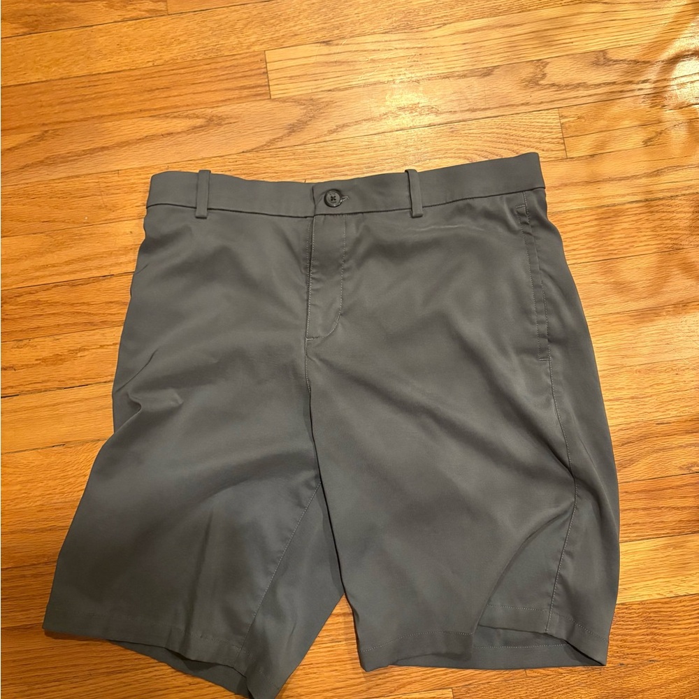 Men's Gray Nike Golf Shorts